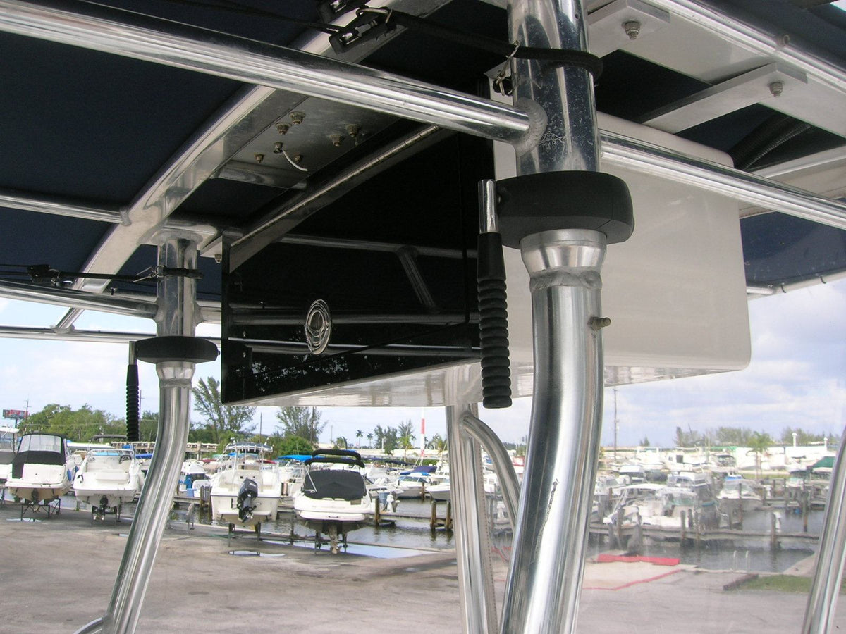 Rough Water Fish Cleaning Table - 54 x 32'' Fish Cleaning Table''