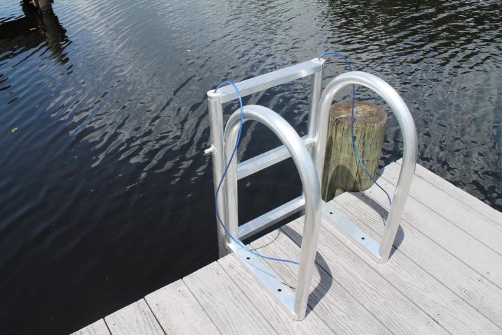 C&M 4-Step Big Foot Ladder