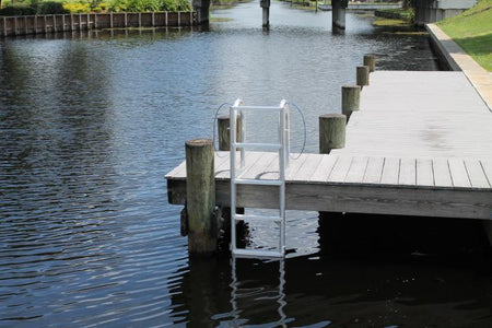 C&M 6-Step Big Foot Ladder