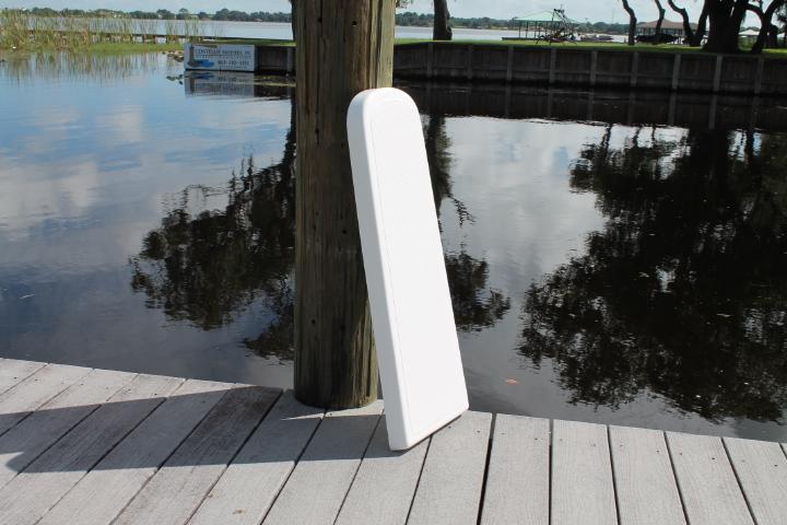 C&M 50 Gallon Live Well W/Lid 24H x 26.5'' Dia.''