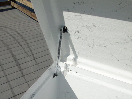 C&M Dock Box - 85 x 27'' x 26'' (W/SS vents & gas shocks)''