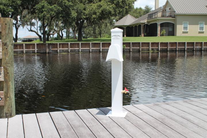 C&M 24 Water Pedestal - White
