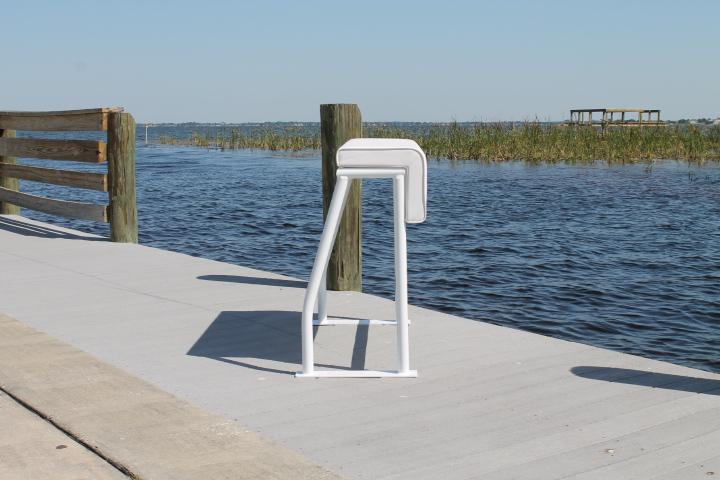 Sea Line Leaning Post - 36H x 38''W x 18''D With Rod Holders''
