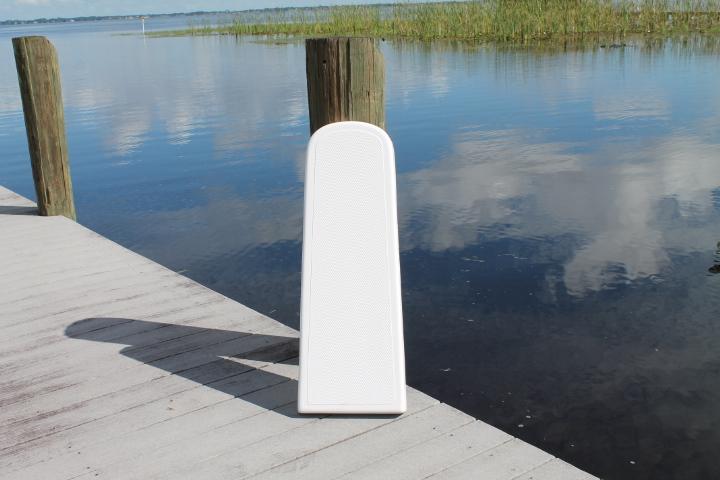 C&M 50 Gallon Live Well W/Lid 24H x 26.5'' Dia.''